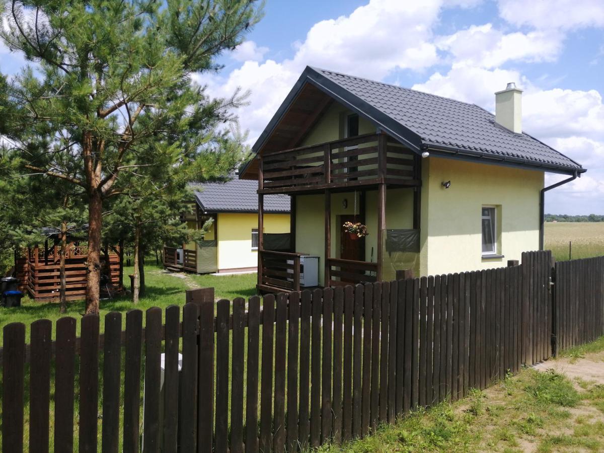 Domki Nad Jeziorem Dąbrówno 外观 照片